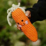 PEBBLE CARROT RATTLE