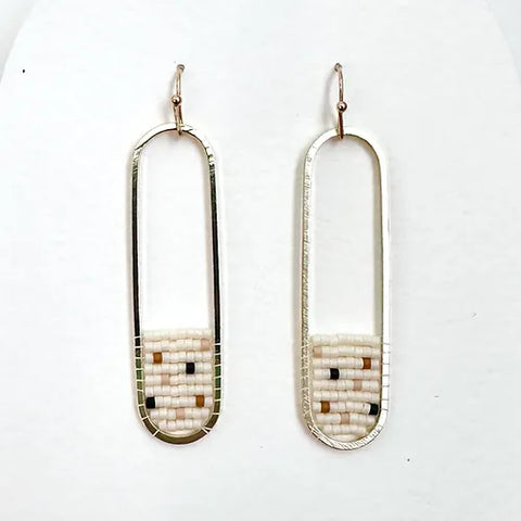 SPECKLED OVAL STUDS - CREAM