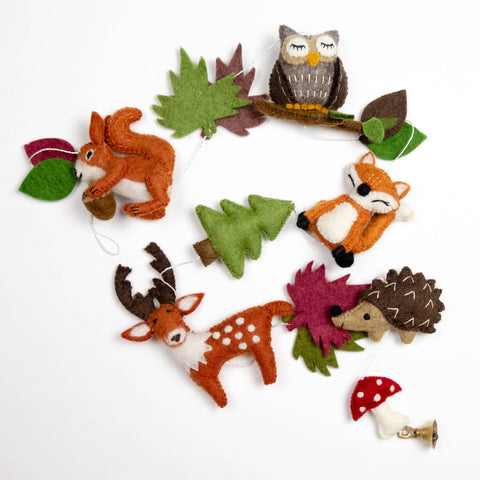 FOREST FELT GARLAND