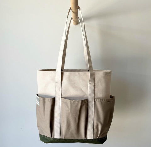 AMIGA TOTE-EARTH