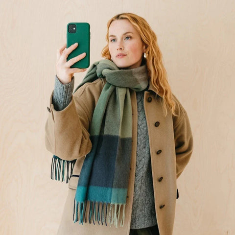 LAMBSWOOL OVERSIZED SCARF GREEN EDGE CHECK