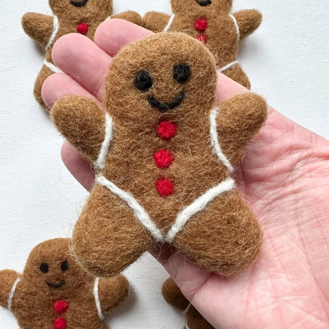 FELT GINGERBREAD MAN