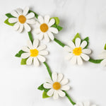 FELT DAISY GARLAND